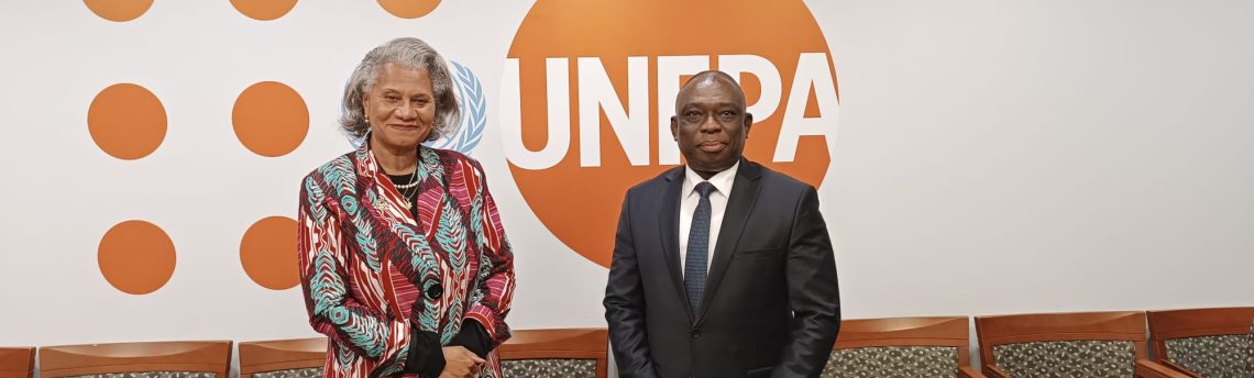 La Responsable du FNUPA reçoit le Ministre Ivoirien de la Réconciliation.