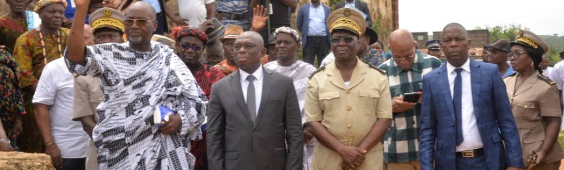 Le Ministre KOUADIO Konan Bertin apporte sa compassion à la famille du défunt