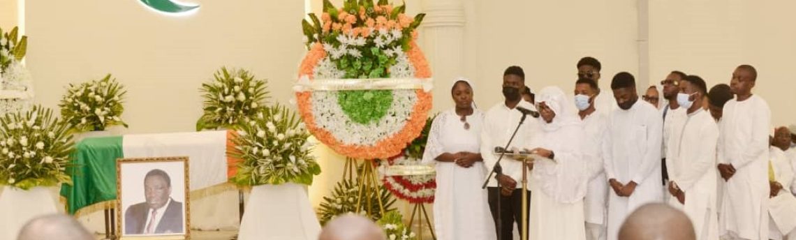 Obsèques du Patriarche Abdoulaye Diallo : le Ministre KOUADIO Konan Bertin pleure un père.